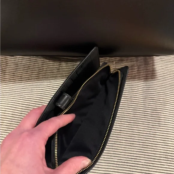 Coach Large Andrea Carryall with Wallet - Picture 8 of 10